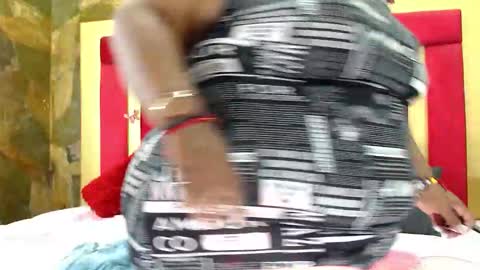 Snapshot of exoticbigmandx chatting on 11-12-25, 09:25 Mandy online show from 11-12-25, 09:25