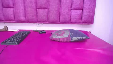 ExoticDollXXX online show from 01-12-25, 10:23