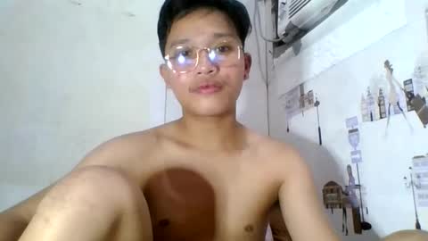 Snapshot of exotichugecock chatting on 12-30-24, 04:31 Jan online show from 12-30-24, 04:31