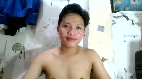 Snapshot of exotichugecock chatting on 01-18-25, 04:04 Jan online show from 01-18-25, 04:04