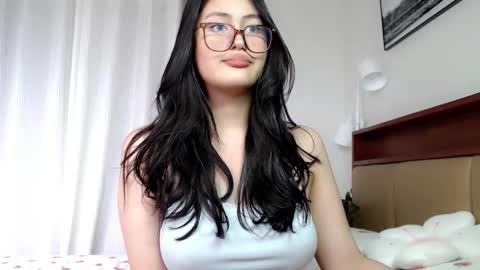 Candy  online show from 02-28-26, 12:00