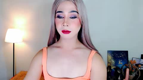 Snapshot of expensive_elise chatting on 02-23-26, 10:56 expensive_elise online show from 02-23-26, 10:56