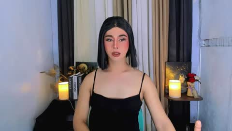 Snapshot of expensive_elise chatting on 07-12-26, 08:38 expensive_elise online show from 07-12-26, 08:38