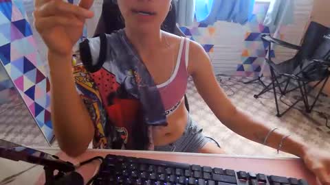expensive_ruby online show from 05-10-26, 03:33