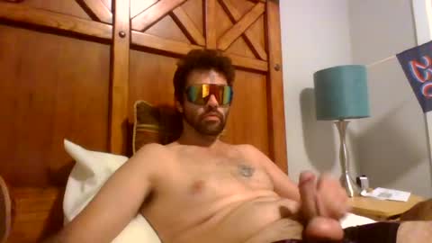 Snapshot of experienced4jocktop chatting on 07-07-26, 02:03 Antonio Leon Gibson-Cushing online show from 07-07-26, 02:03