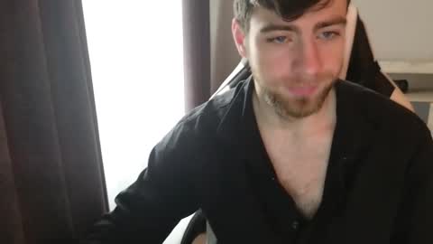 Snapshot of exstayz chatting on 12-14-25, 08:41 Sweetheart online show from 12-14-25, 08:41