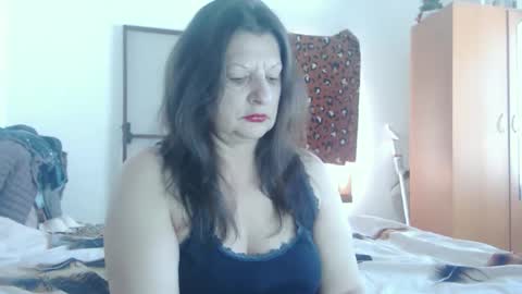 Snapshot of extasymature chatting on 04-24-26, 09:23 ExtasyMature online show from 04-24-26, 09:23