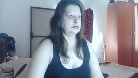 Snapshot of extasymature chatting on 04-25-26, 09:01 ExtasyMature online show from 04-25-26, 09:01