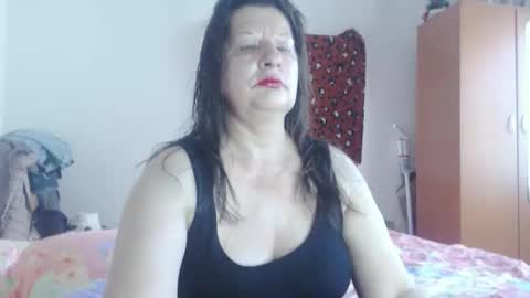 Snapshot of extasymature chatting on 05-08-26, 05:35 ExtasyMature online show from 05-08-26, 05:35