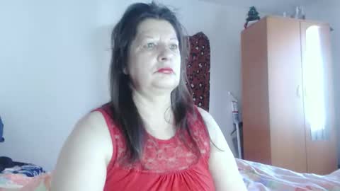 Snapshot of extasymature chatting on 05-18-26, 05:35 ExtasyMature online show from 05-18-26, 05:35