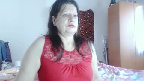 Snapshot of extasymature chatting on 05-27-26, 05:26 ExtasyMature online show from 05-27-26, 05:26