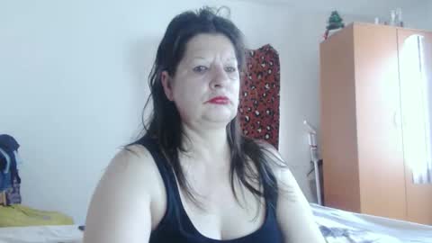 Snapshot of extasymature chatting on 06-01-26, 05:42 ExtasyMature online show from 06-01-26, 05:42