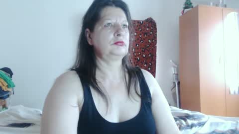 Snapshot of extasymature chatting on 06-15-26, 05:31 ExtasyMature online show from 06-15-26, 05:31