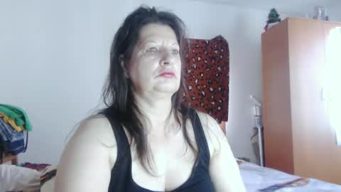 Snapshot of extasymature chatting on 06-24-26, 05:17 ExtasyMature online show from 06-24-26, 05:17