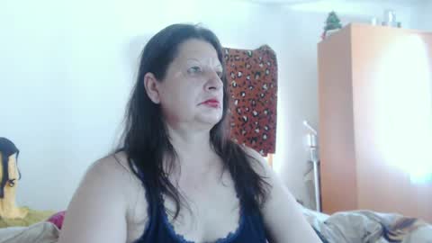 Snapshot of extasymature chatting on 06-29-26, 10:15 ExtasyMature online show from 06-29-26, 10:15