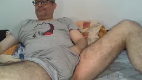 Snapshot of eyes12 chatting on 06-24-26, 05:17 GEORGE online show from 06-24-26, 05:17