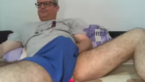 Snapshot of eyes12 chatting on 07-03-26, 12:50 GEORGE online show from 07-03-26, 12:50
