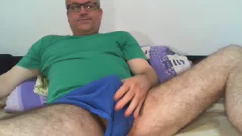 Snapshot of eyes12 chatting on 07-15-26, 12:05 GEORGE online show from 07-15-26, 12:05