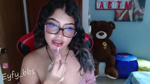 Snapshot of eyfy_bbs chatting on 02-27-25, 08:53 Nadia online show from 02-27-25, 08:53