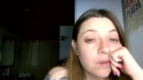 Snapshot of ezlngirl chatting on 07-03-26, 03:57 Aimee online show from 07-03-26, 03:57