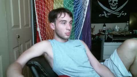 Ezra Naamah online show from 10-20-25, 05:24