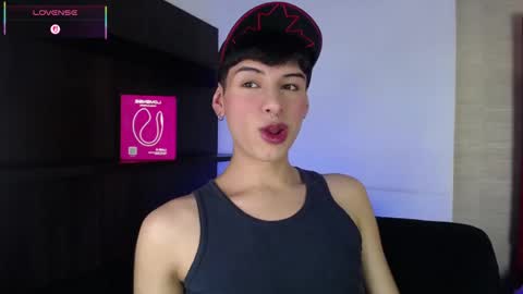 Juan online show from 10-18-25, 04:59