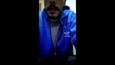 Snapshot of ezz_3zoo1 chatting on 03-18-26, 01:31 weza online show from 03-18-26, 01:31