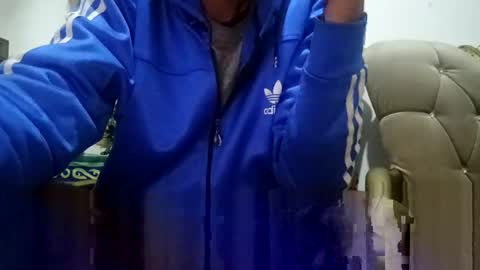 Snapshot of ezz_3zoo1 chatting on 03-19-26, 02:37 weza online show from 03-19-26, 02:37