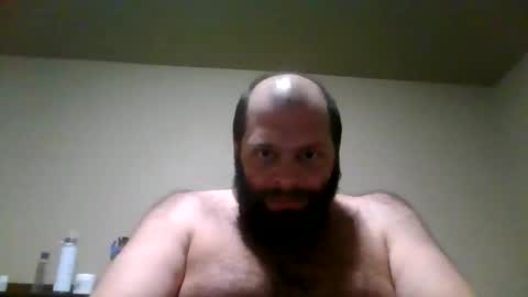 Snapshot of f00258543 chatting on 12-17-25, 01:55 Hairyhornydad online show from 12-17-25, 01:55