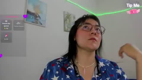 Snapshot of faberdubois1 chatting on 06-30-26, 03:40 camila online show from 06-30-26, 03:40
