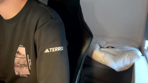 Snapshot of fabian_196 chatting on 12-06-24, 11:11 Call me bitch online show from 12-06-24, 11:11