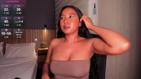 Thianna online show from 03-25-26, 08:53