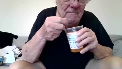 the masturbator online show from 02-05-25, 03:09