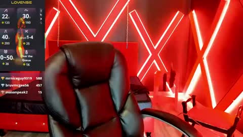 Snapshot of fabzy_fab chatting on 04-18-26, 07:58 fabzy online show from 04-18-26, 07:58