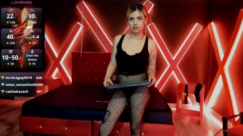 Snapshot of fabzy_fab chatting on 04-30-26, 08:57 fabzy online show from 04-30-26, 08:57