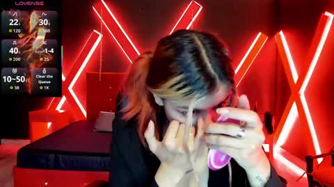 Snapshot of fabzy_fab chatting on 05-01-26, 11:48 fabzy online show from 05-01-26, 11:48