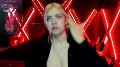 Snapshot of fabzy_fab chatting on 05-26-26, 01:29 fabzy online show from 05-26-26, 01:29