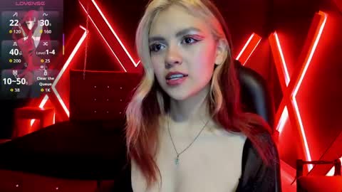 Snapshot of fabzy_fab chatting on 05-30-26, 12:13 fabzy online show from 05-30-26, 12:13