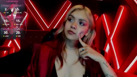 Snapshot of fabzy_fab chatting on 06-03-26, 01:03 fabzy online show from 06-03-26, 01:03