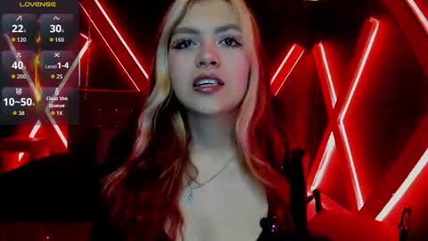 Snapshot of fabzy_fab chatting on 06-16-26, 11:46 fabzy online show from 06-16-26, 11:46