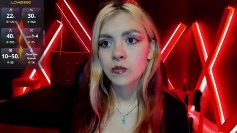 Snapshot of fabzy_fab chatting on 06-28-26, 03:18 fabzy online show from 06-28-26, 03:18