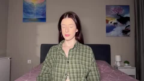 Bloom  online show from 03-18-26, 06:55