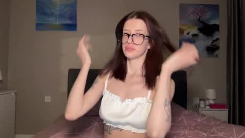 Bloom  online show from 03-29-26, 05:24