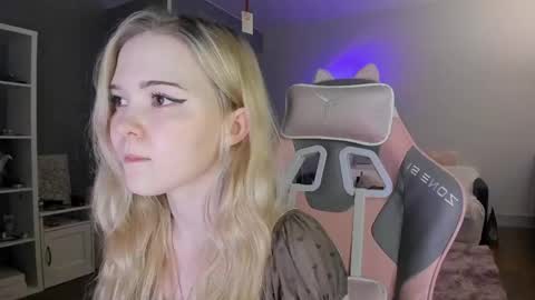 fairy_casey online show from 05-14-26, 10:38
