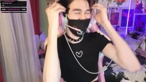 Snapshot of fairy_dead chatting on 03-02-26, 04:58 Israel online show from 03-02-26, 04:58