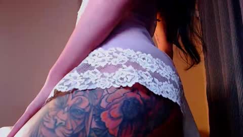 Elli  online show from 09-15-25, 12:43