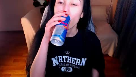 Snapshot of fairy_elli_hot chatting on 06-21-26, 12:24 Elli online show from 06-21-26, 12:24