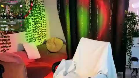 Snapshot of fairy_tara chatting on 06-14-26, 10:12 Tara online show from 06-14-26, 10:12