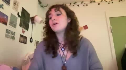 Snapshot of fairydust444 chatting on 03-31-26, 02:46 rose and jack online show from 03-31-26, 02:46