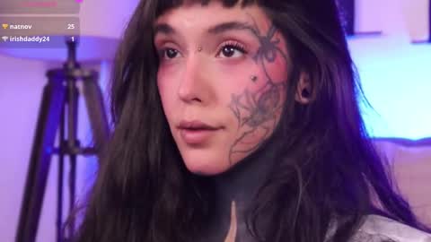 Snapshot of fairyflexxx chatting on 10-05-25, 12:42 Fairy online show from 10-05-25, 12:42